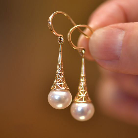 Hesheng Hollow Pearl Earrings